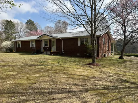 6320 Lower Big Sandy Rd, Big Sandy, TN 38221