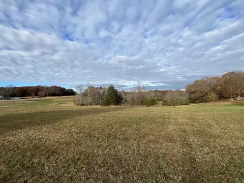 1113 Southside Rd, Southside, TN 37171