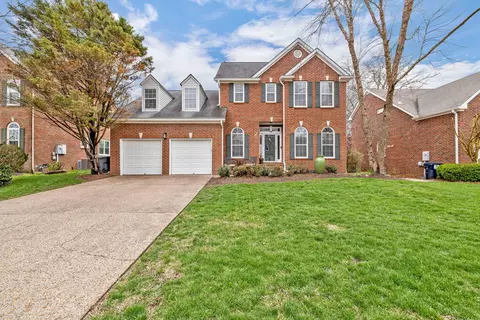 5161 Traceway Dr, Nashville, TN 37221