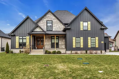 6908 Springwater St, Smyrna, TN 37167