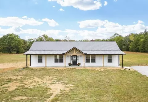 2586 Brown Shop Rd, Petersburg, TN 37144