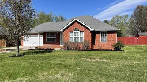223 Valley Ct, Smyrna, TN 37167