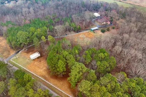 60 Yellow Springs Rd, Holladay, TN 38341