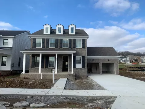 857 Rockwell Dr, Hendersonville, TN 37075