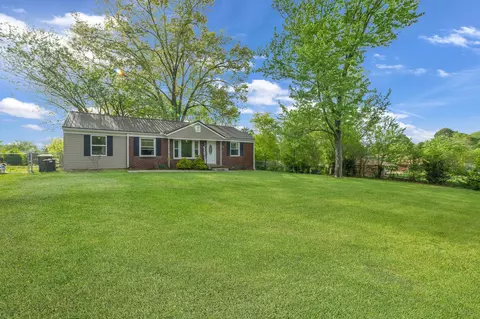 10 Gettysburg St, Clarksville, TN 37042