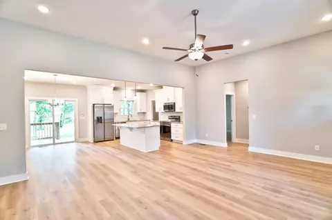 411 Spring Meadows Ln, Morrison, TN 37357 photo 3