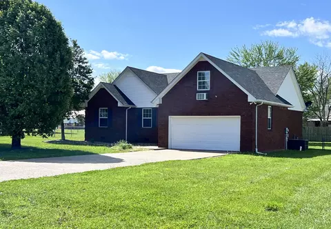 1203 Andrea Ln, Portland, TN 37148