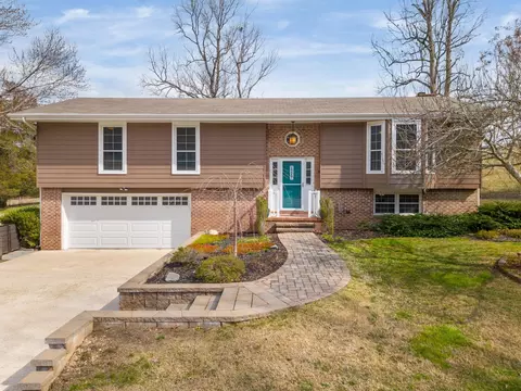 8604 Brookshadow, Hixson, TN 37343