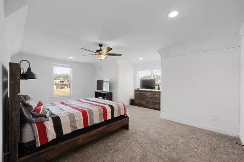 Bedroom - 72 Lancaster Cv, Jackson, TN 38305 photo 4 of 4