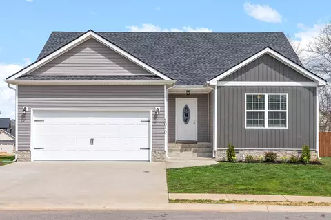 2040 Jackie Lorraine Dr, Clarksville, TN 37042