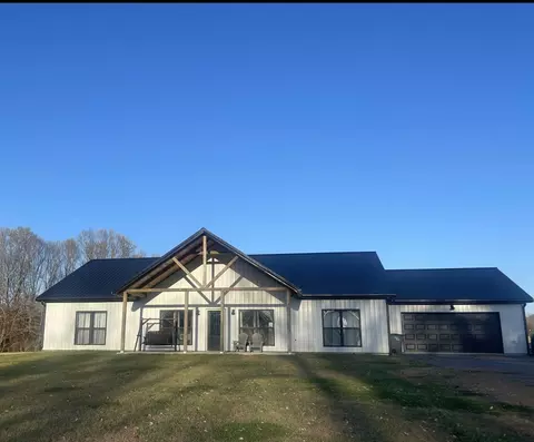 5300 Shiloh Ln, Lafayette, TN 37083
