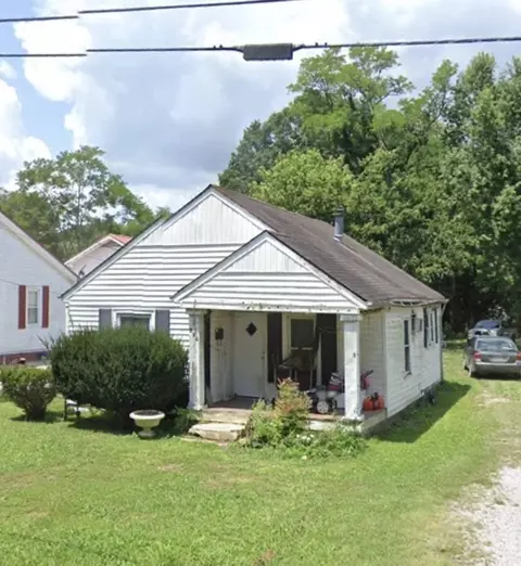 705 Snow St, Smithville, TN 37166