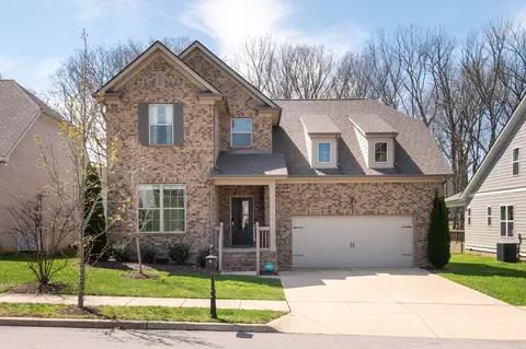 2729 Cloister Ln, Thompsons Station, TN 37179
