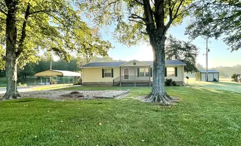834 Wade Rd, Crofton, KY 42217