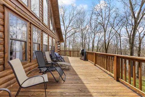 Exterior - 237 Lewis Cir, Dover, TN 37058 photo 3 of 14