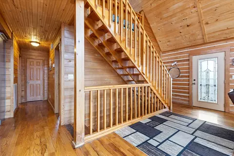 Entry Way - 237 Lewis Cir, Dover, TN 37058 photo 1 of 2