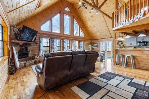 Living - 237 Lewis Cir, Dover, TN 37058 photo 1 of 6