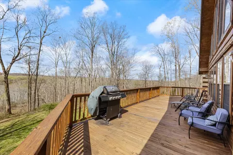 Exterior - 237 Lewis Cir, Dover, TN 37058 photo 4 of 14