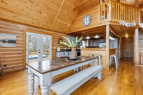 Dining - 237 Lewis Cir, Dover, TN 37058 photo 1 of 1