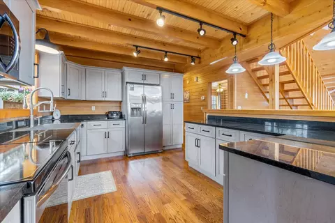 Kitchen - 237 Lewis Cir, Dover, TN 37058 photo 3 of 5