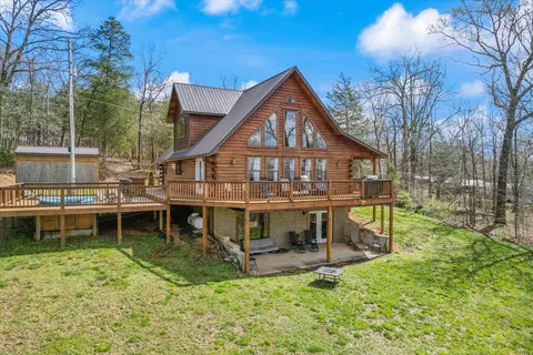 Exterior - 237 Lewis Cir, Dover, TN 37058 photo 10 of 14