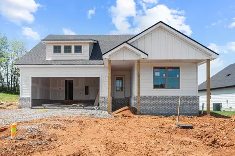345 Frontier Dr, Clarksville, TN 37043