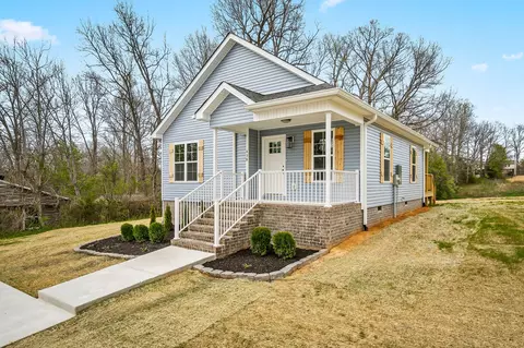 438 Needmore Rd, Mcminnville, TN 37110