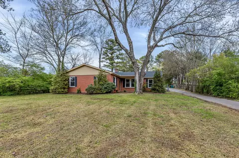 745 Greymont Dr, Nashville, TN 37217