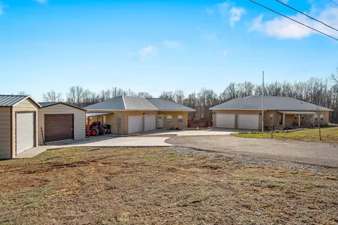 322 Roy Foster Rd, Mcminnville, TN 37110