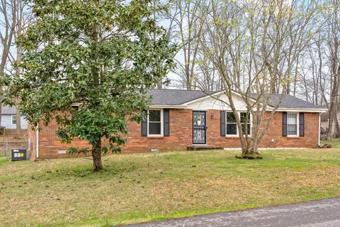 316 Andrew Dr, Clarksville, TN 37042