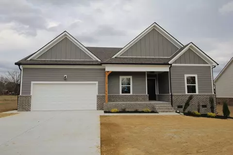 577 Oak Glen Dr, Smithville, TN 37166