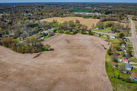 0 Middle Rd, Milan, TN 38358