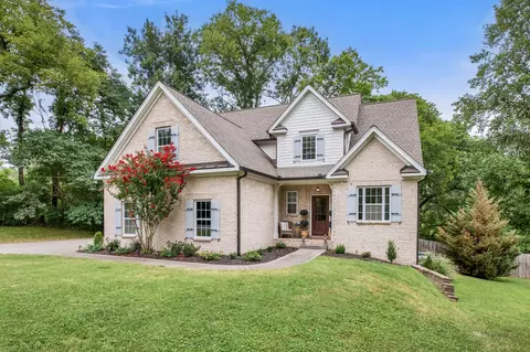 2929 Western Hills Dr, Nashville, TN 37214