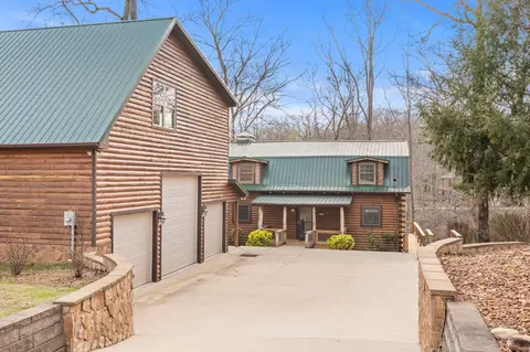 430 Tennessee Dr, Estill Springs, TN 37330