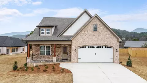 56 Terry St, Chatsworth, GA 30705
