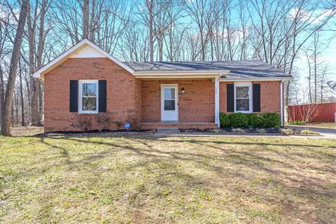 505 Pointer Ln, Clarksville, TN 37042