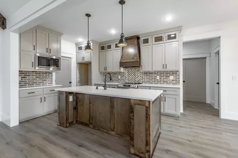 1084 Van Dell Dr, Rock Spring, GA 30739 photo 5