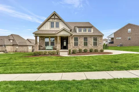 631 Dunmeyer Ct, Nolensville, TN 37135