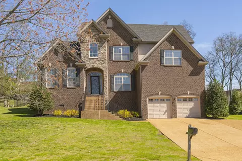 813 Park Dr, Goodlettsville, TN 37072