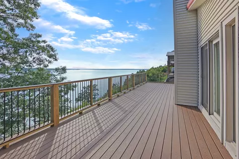 338 Eagle Shore Dr, Dover, TN 37058