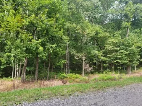 186 Albemarle Ln, Crossville, TN 38558