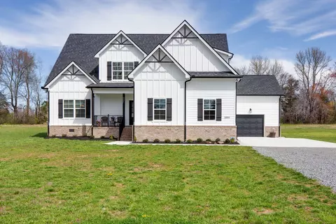 1005 Eugene Reed Rd, Woodbury, TN 37190