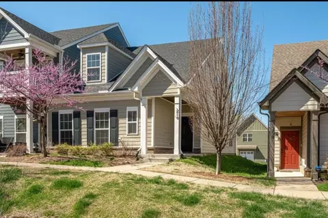 210 Walden Village Ln, Nashville, TN 37210