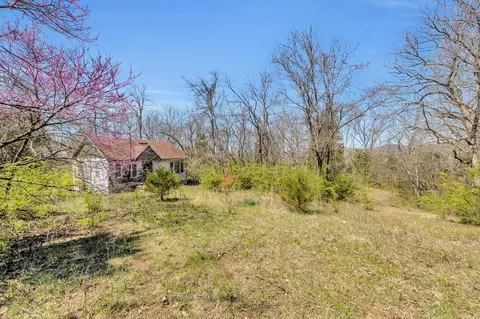 1780 Liberty Ln, Gallatin, TN 37066