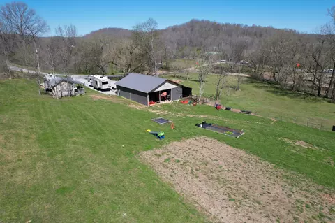 225 Dillon Ln, Goodspring, TN 38460 photo 3