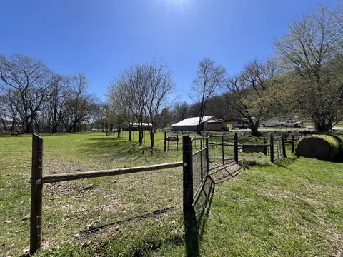 225 Dillon Ln, Goodspring, TN 38460 photo 6
