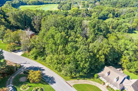432 Stonemeadow Rd, Clarksville, TN 37043