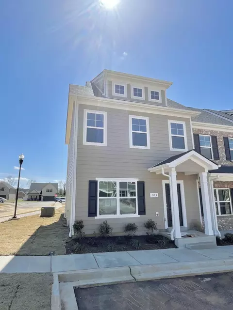 195 Addi St, Pleasant View, TN 37146