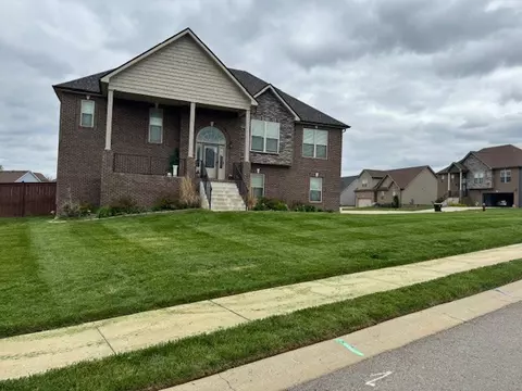 707 Rushville Dr, Clarksville, TN 37042