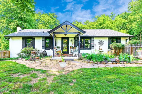 127 Daniels Dr, Franklin, TN 37064
